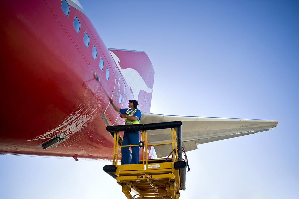 QANTAS cleaning